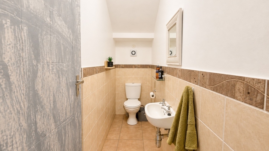 3 Bedroom Property for Sale in The Coves North West